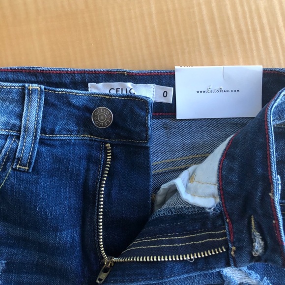 NWT Cello Distressed Denim Shorts - Picture 3 of 5